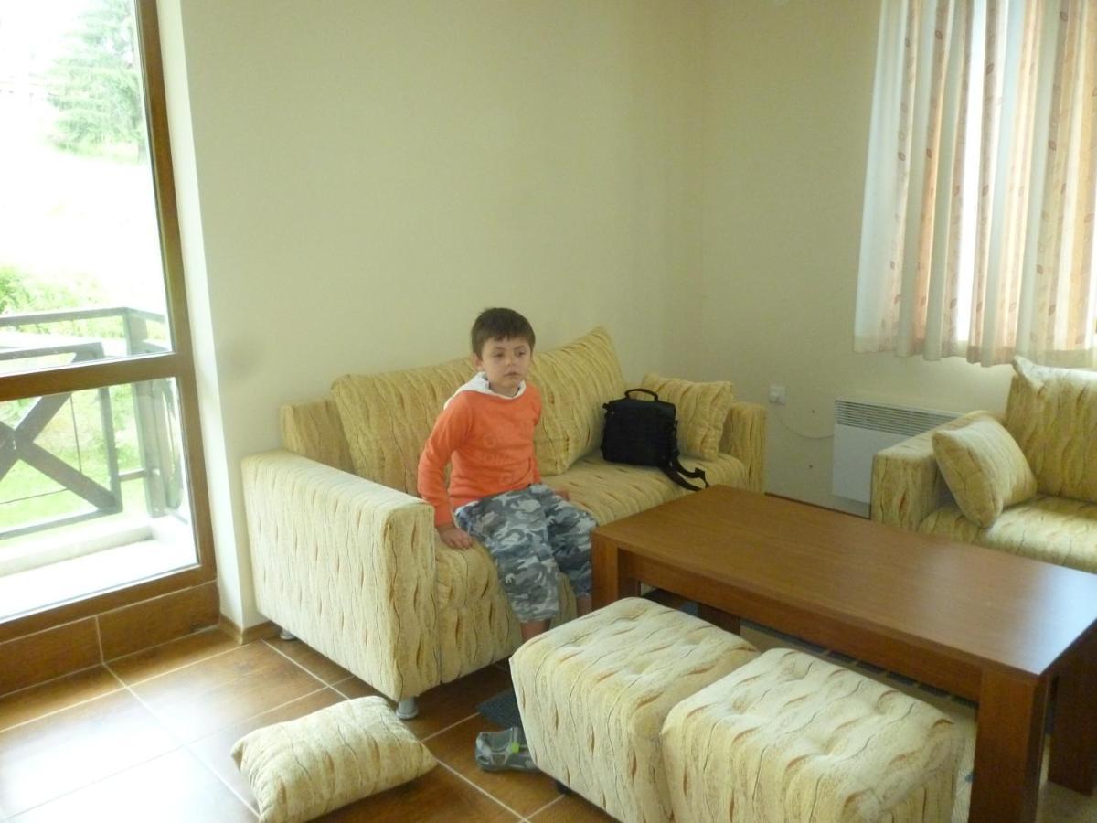 Апартамент В Лъки Спа Комплекс Apartamento Pamporovo Exterior foto
